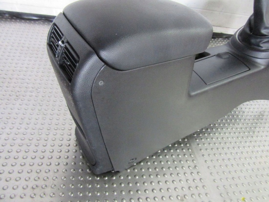 фото №5, Nissan x-trail t31 2009 туннель средний подлокотник eu