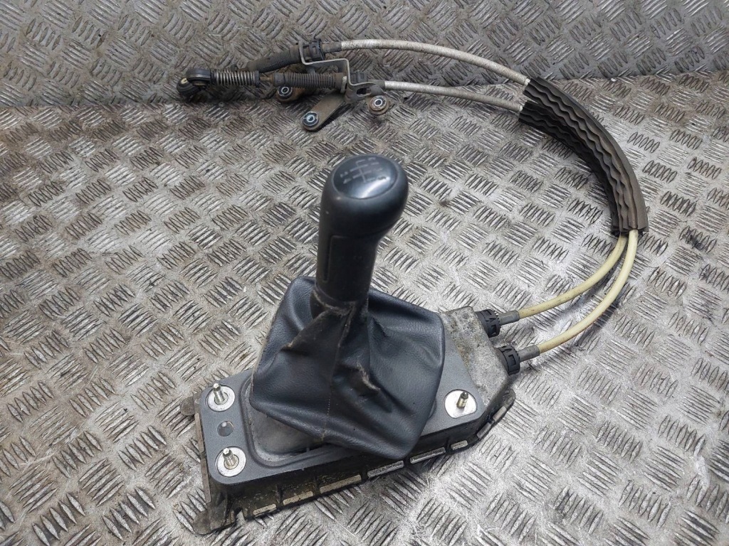 фото №1, Домкрат переключения передач + тросы volkswagen polo iv 6q0711049al