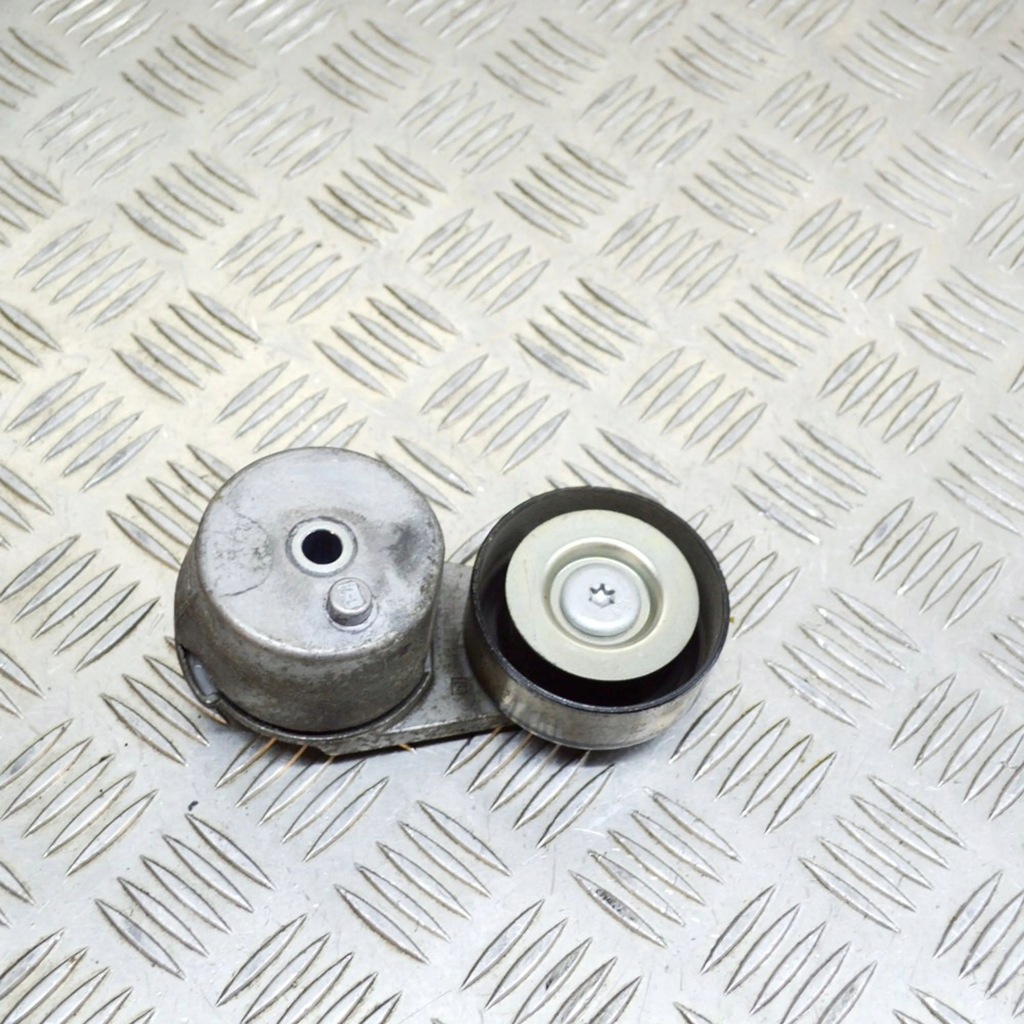 фото №1, Opel astra k 2016 натяжитель ремень генератора