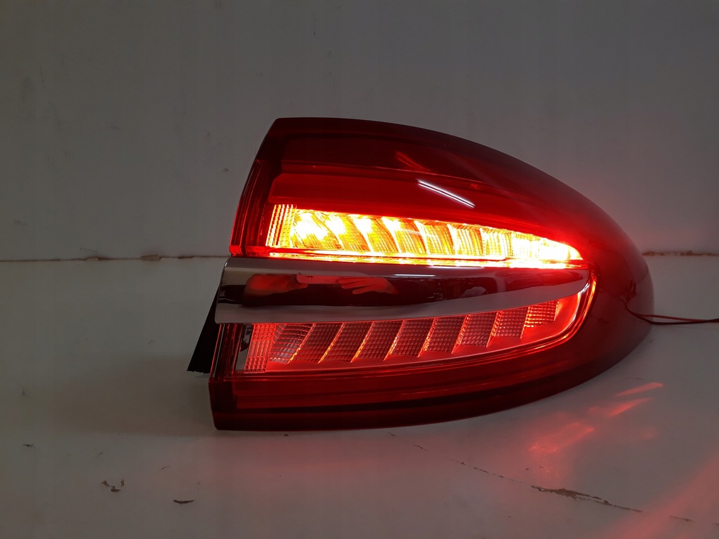 фото №6, Правая лампа задняя ford fusion lift 17- usa eu sedan
