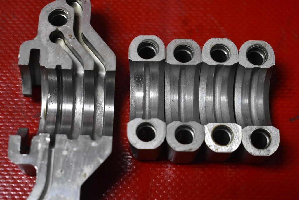 Головка двигуна 3hc dacia dokker 1.6 sce 102 km lift 17-21 в Україні