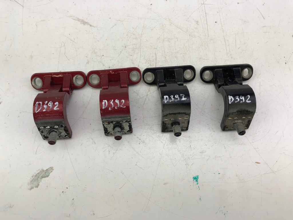 фото №6, Vw touran golf iv петля крышки багажника 1j9827301