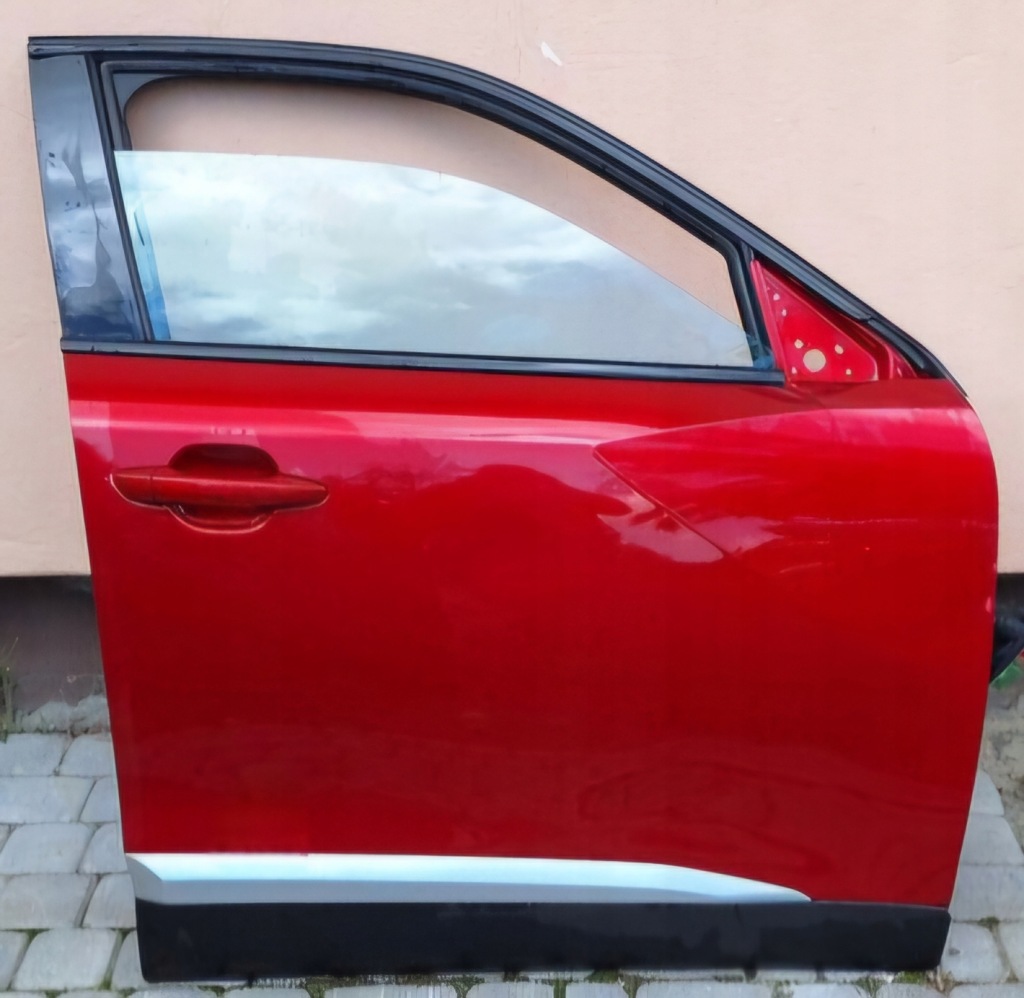 Купить Peugeot 2008 2 дверь правая  перед оригинал evh