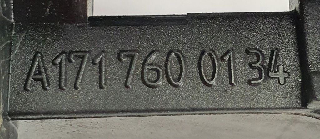 фото №4, Mercedes-benz оригинальный номер a1717600134 кронштейн кронштейн ручка