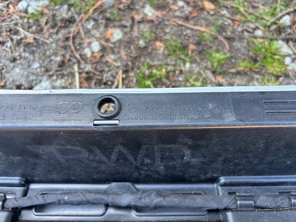 фото №13, Mercedes sprinter 907 w907 910 бампер задняя задний уголок правый левый pdc