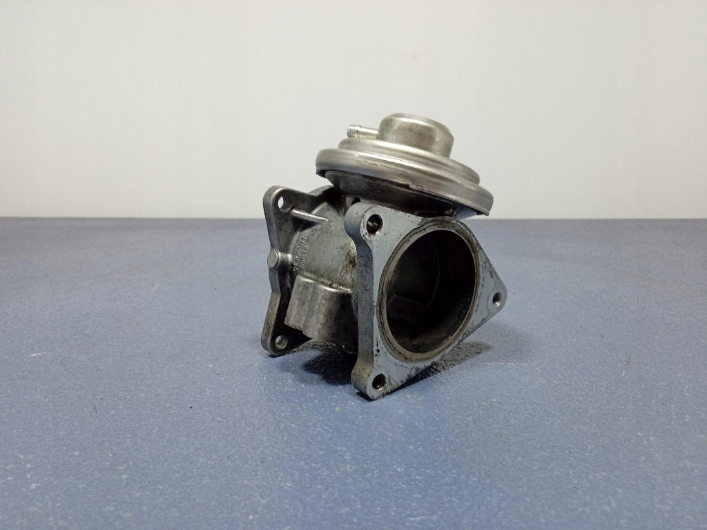 фото №1, Audi a3 8p 2.0 tdi клапан egr 038129637d