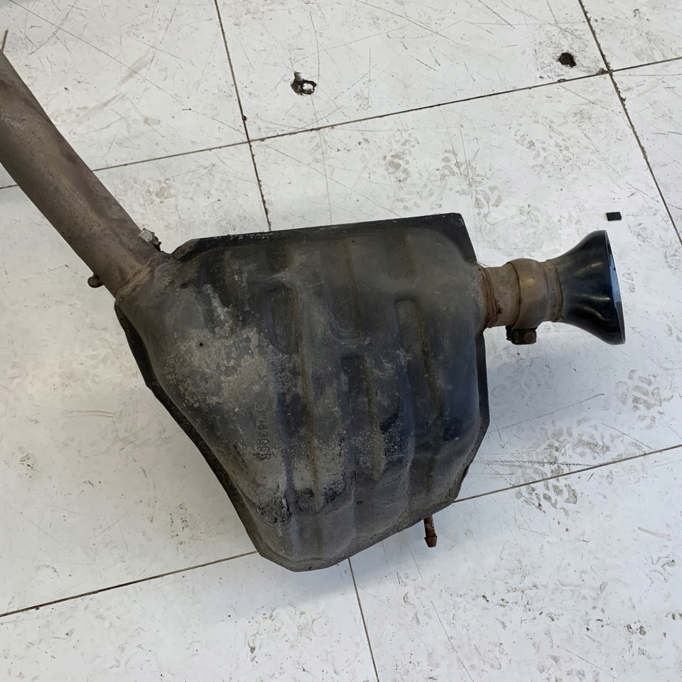 Гаситель выхлоп комплект jeep grand cherokee iv wk2 6.4 v8 srt рестайлинг  18r Доставка