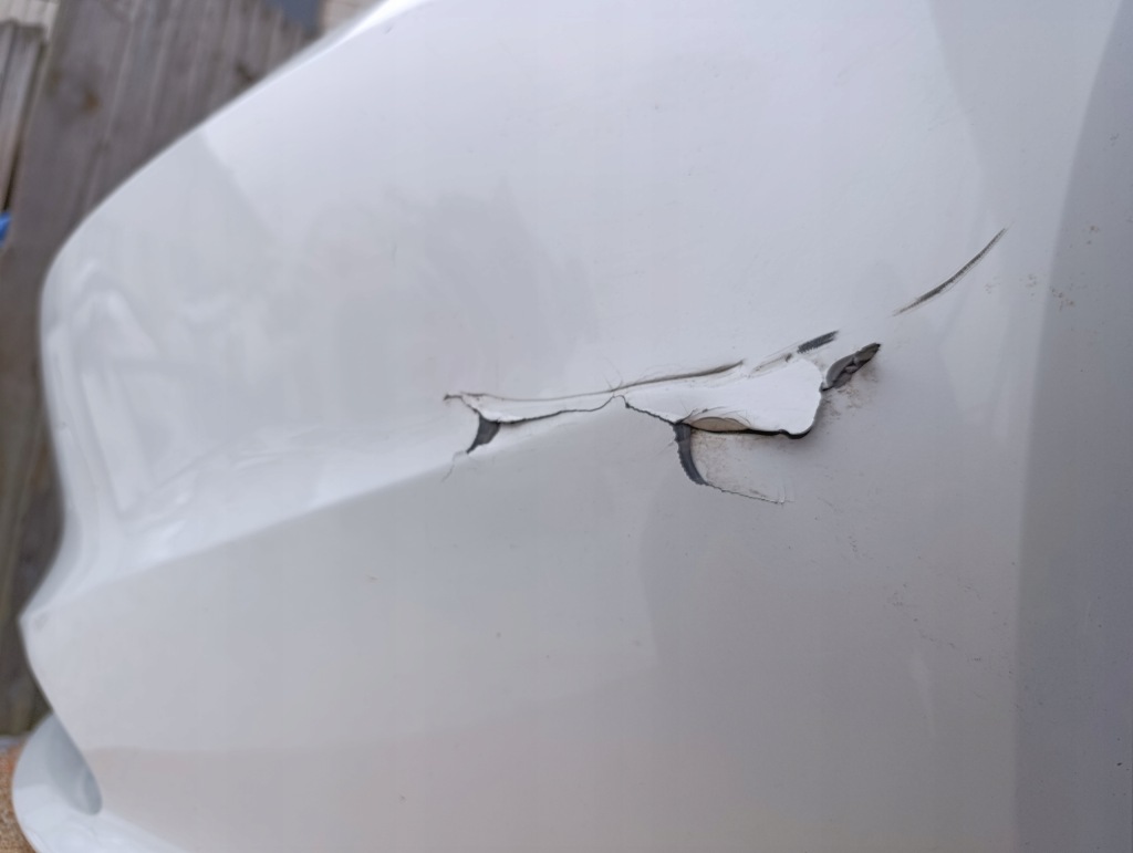 Бампер перед передній tesla 3 lift highland 23- 1781565-33-a z13 Зі Шроту