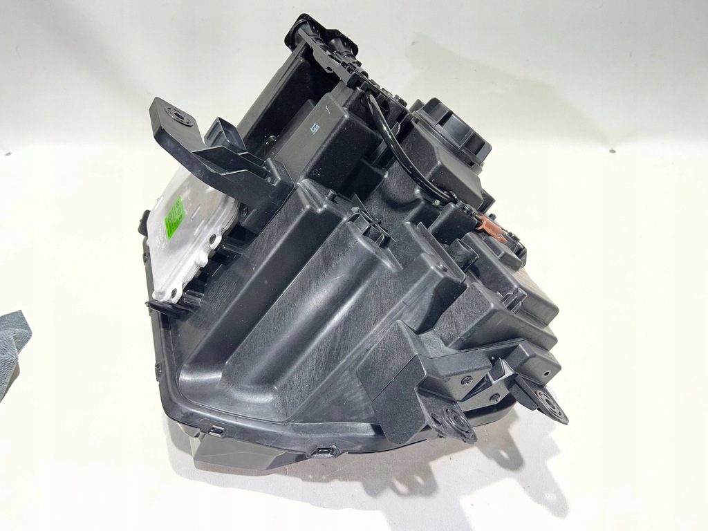 фото №14, Лампа права перед hyundai ioniq 9 full led 92102g0100