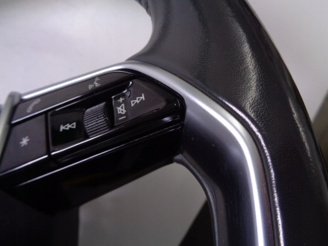 фото №12, Повітропровід пелюстки перемикання audi a6 c8 2018- сіра