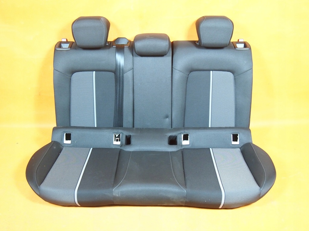 фото №7, Audi a1 gb 82 сиденья заднее сиденье туннель подогрев