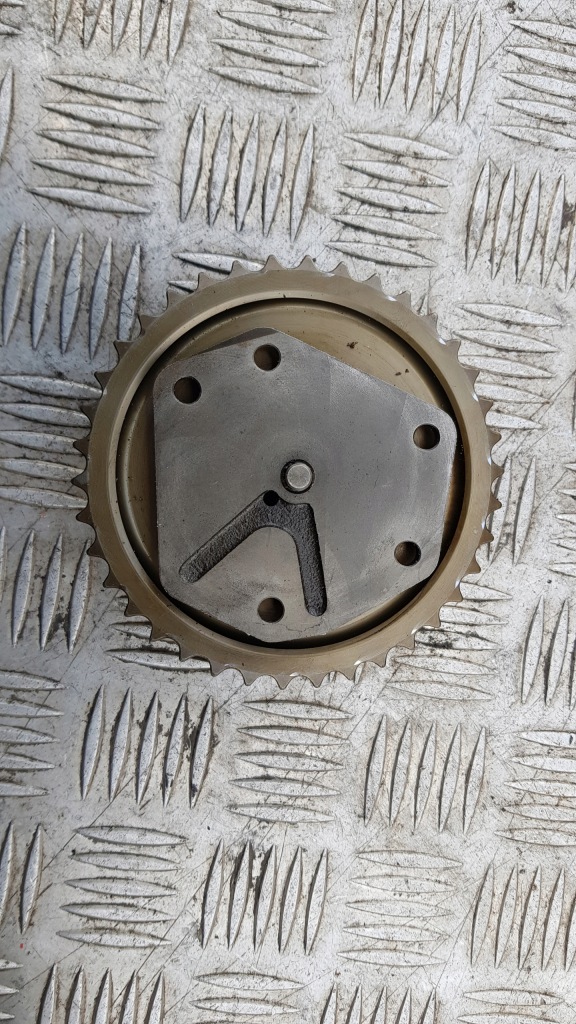 фото №2, A6 c6 колесо зубчатое распределительного вала 2.7 3.0 tdi 059109077e