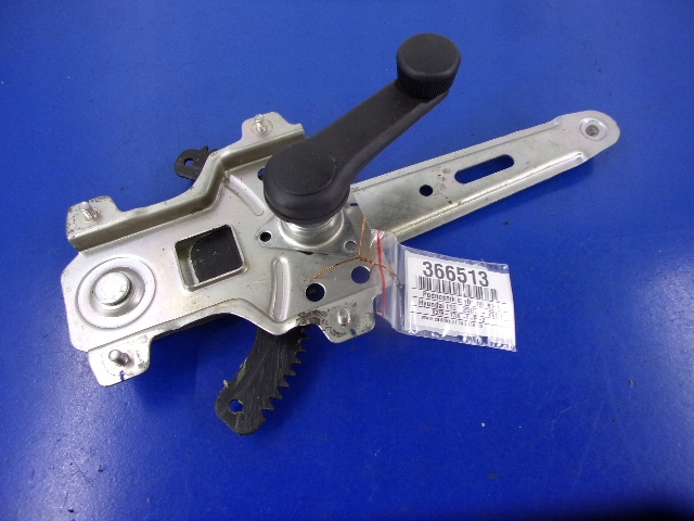 фото №1, Hyundai i10 хэтчбек подъемник стекло задняя левый