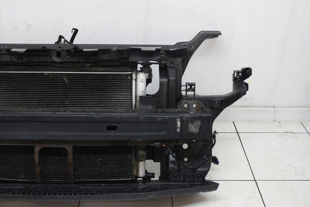 фото №5, Hyundai i20 i 2008r- 1.4 b pas передний усилитель радиатор балка