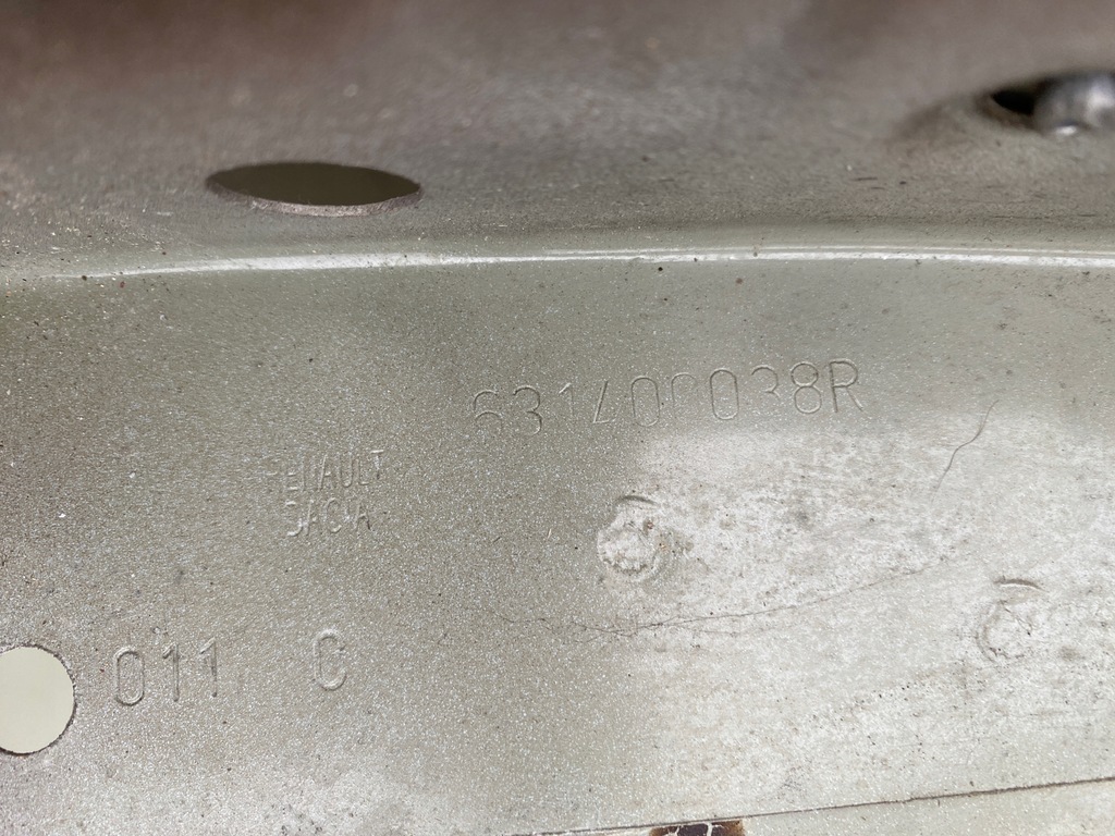 фото №14, Dacia duster i крыло правый перед оригинал