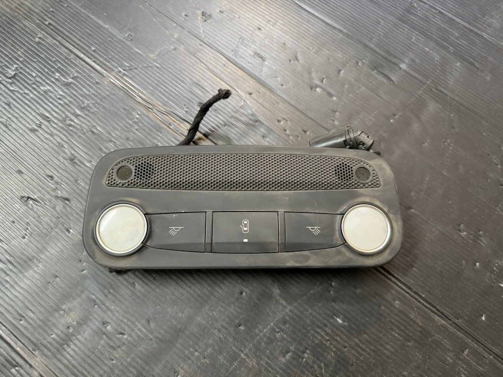 фото №1, Audi a3 освещение кабины 8p7951177