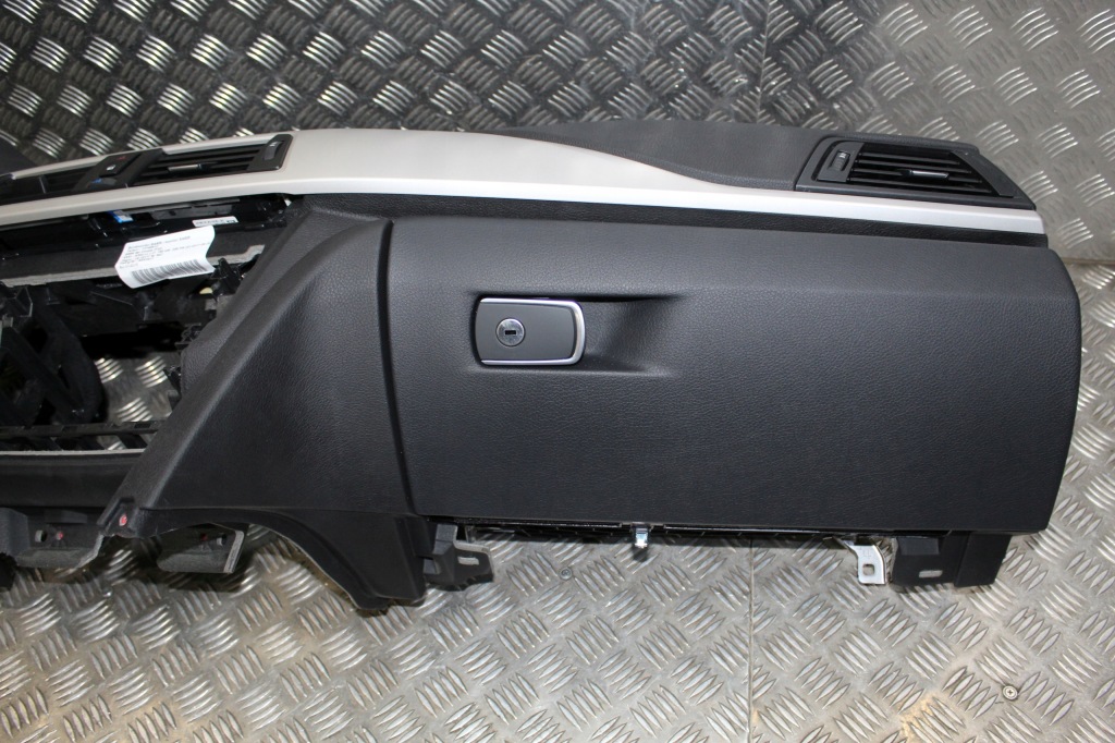 фото №8, Bmw f30 f32 f34 f36 lift панель приладів приладова консоль / оригінал