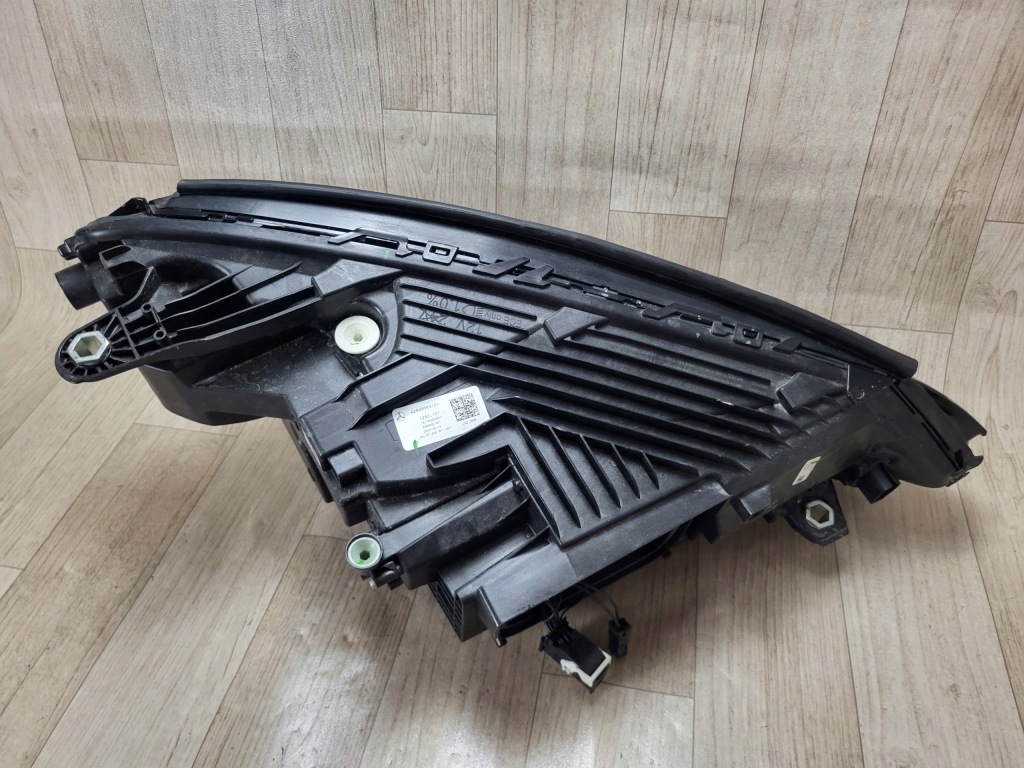 Mercedes eqe w294 лампа led performance перед передня ліва a2949063101 Зі Шроту