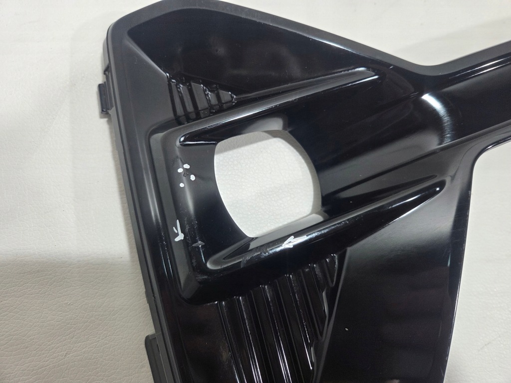 Polestar ii 2 решётка левая бампера передний перед 31663680 20- Киев