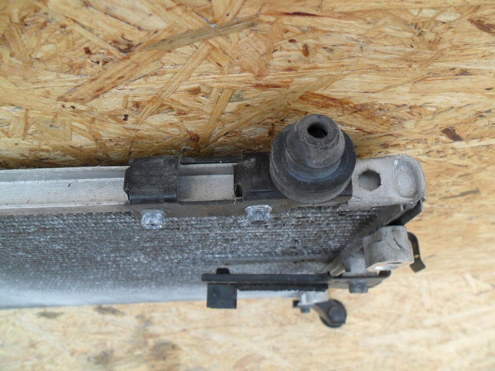 фото №15, Yc toyota hilux 2005- радиатор кондиционера