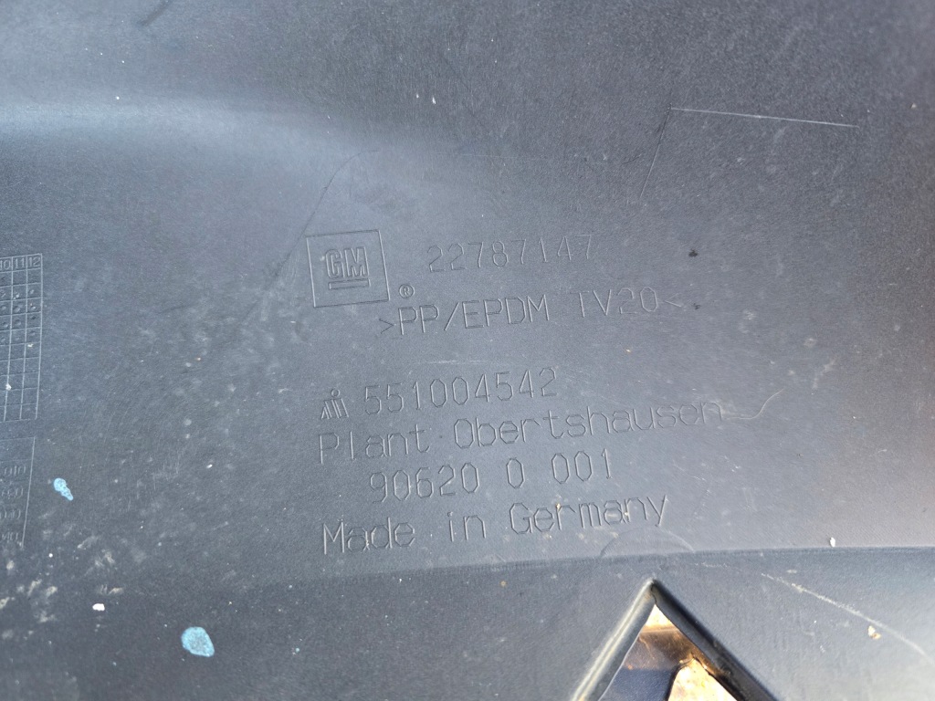 Opel insignia a рестайлинг  13-17 бампер перед передний 22787147 Киев