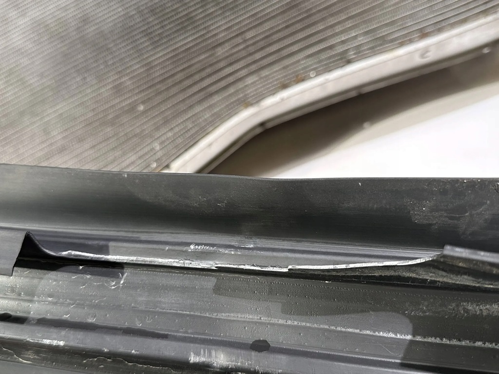 фото №9, Радіатор wody dodge charger 6.4 v8 srt 2011+