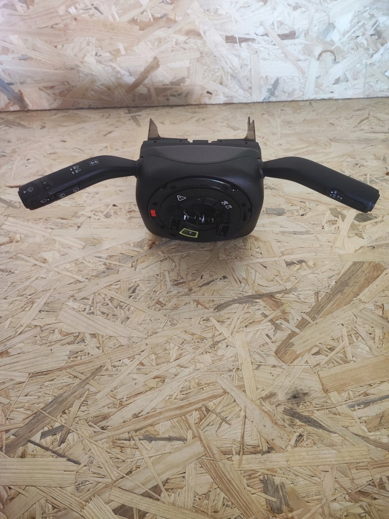 фото №1, Mercedes w177 w247 w118 стрічка перемикачі