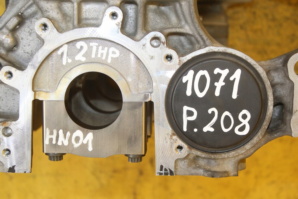 фото №13, Блок двигуна peugeot 208 citroen opel 1.2 thp purtech hn01 9676012010 10xv
