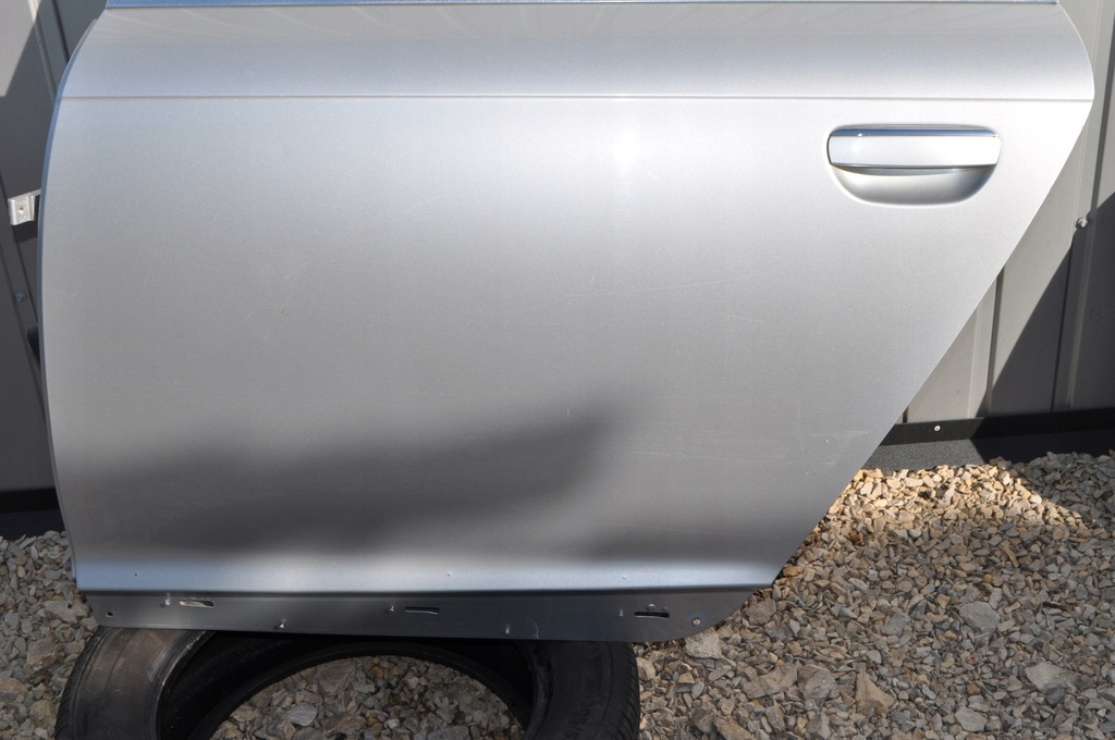 фото №1, Audi a6 c6 дверь обшивка левый задняя ly7w