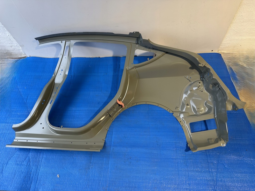 Tesla y 1509024-00-e крила задній правий обшивка задні праве 1509024-00-e Недорого