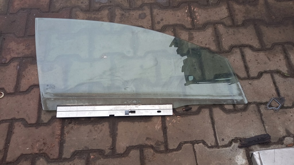 фото №1, Скло права перед opel vectra c 03r sedan