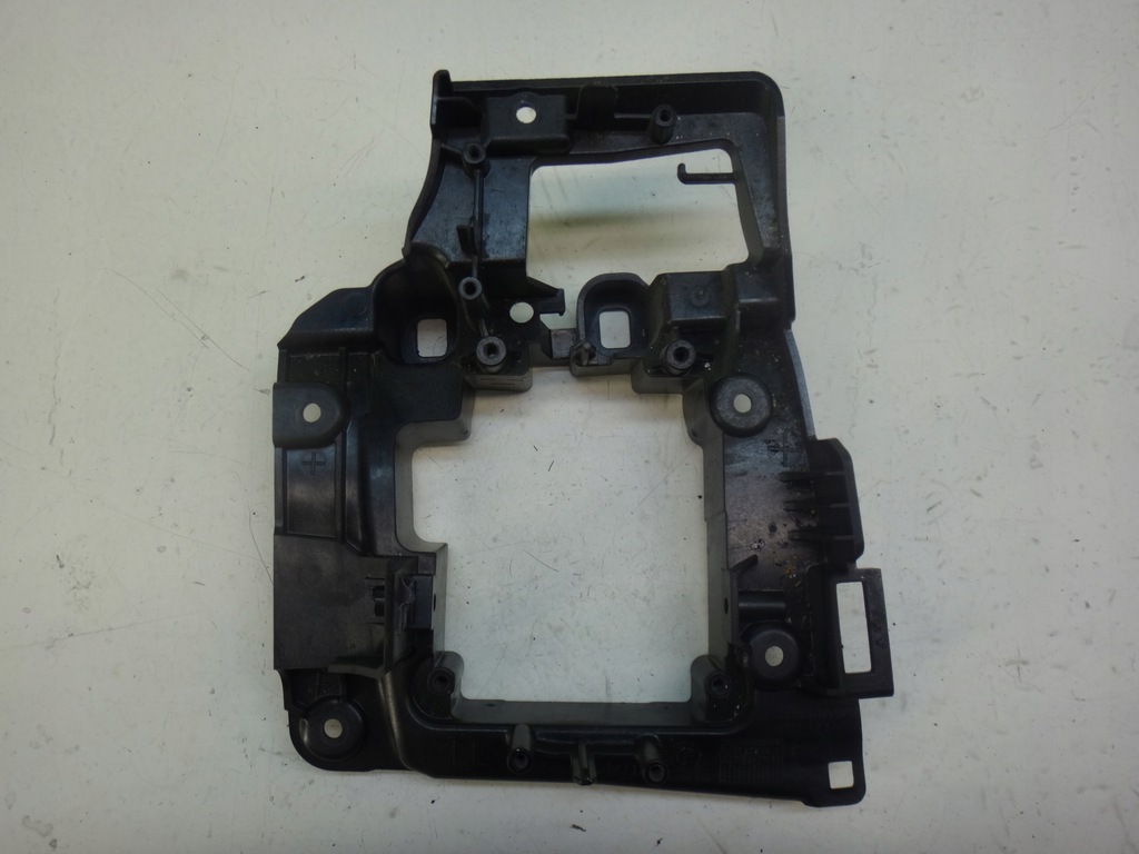 фото №4, Кронштейн каркас рамка радио bmw f10 f11