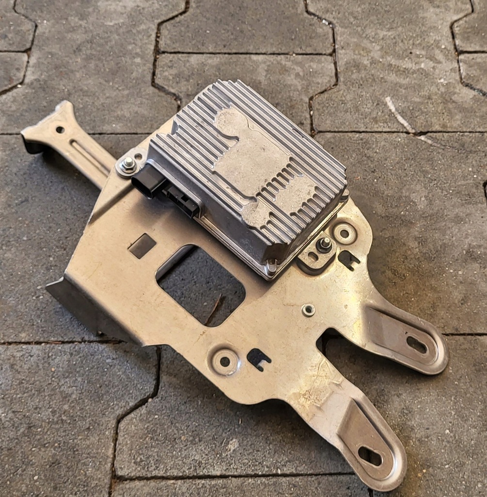 фото №1, Mercedes w213 модуль конвертер напряжения a0008271105