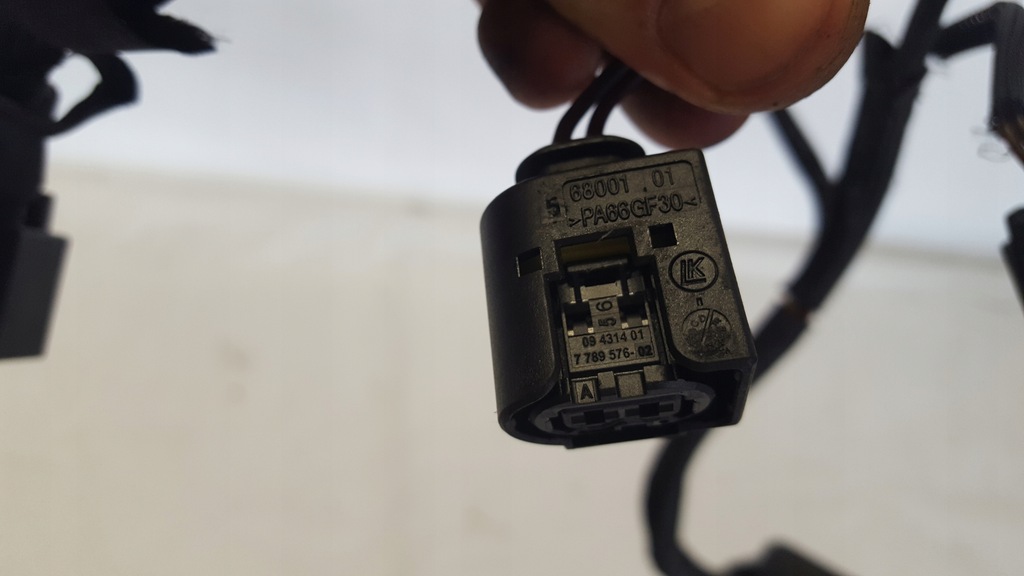 фото №9, Toyota avensis t29 d4d електропроводка свічка 732000305