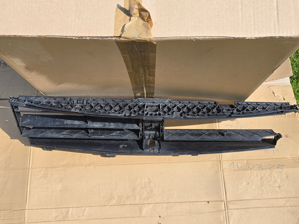 фото №14, Porsche panamera 971 решётка жалюзи 971121257b 971121710e шторка