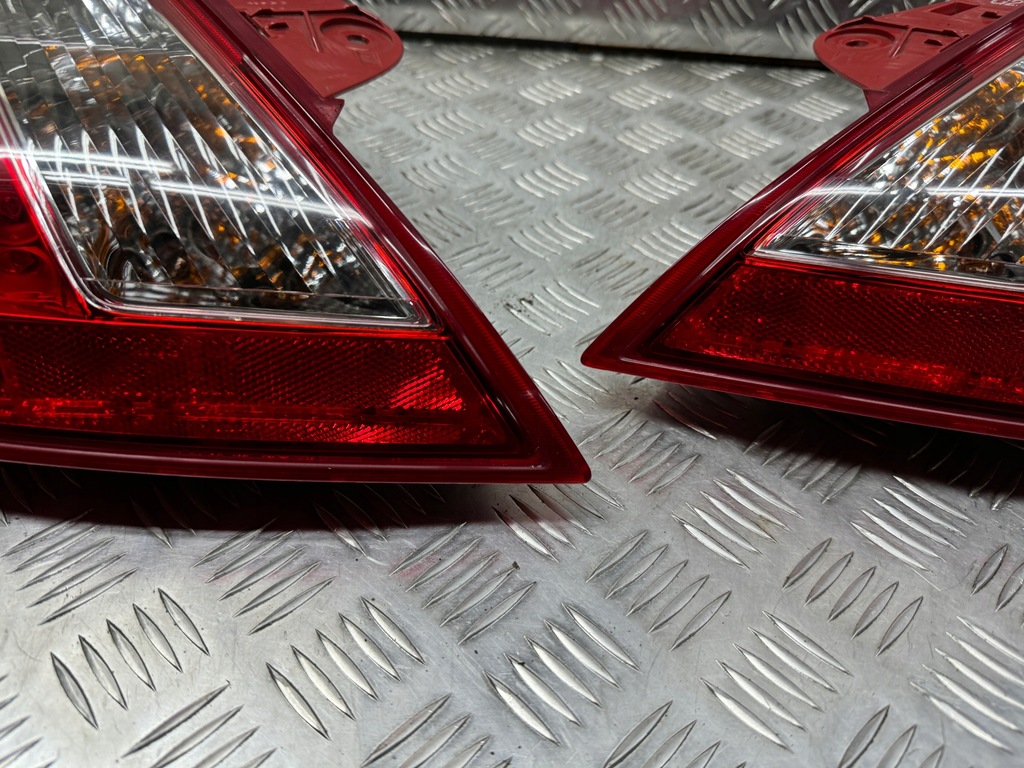 фото №6, Nissan 370z лампа фара задний задняя задняя правая