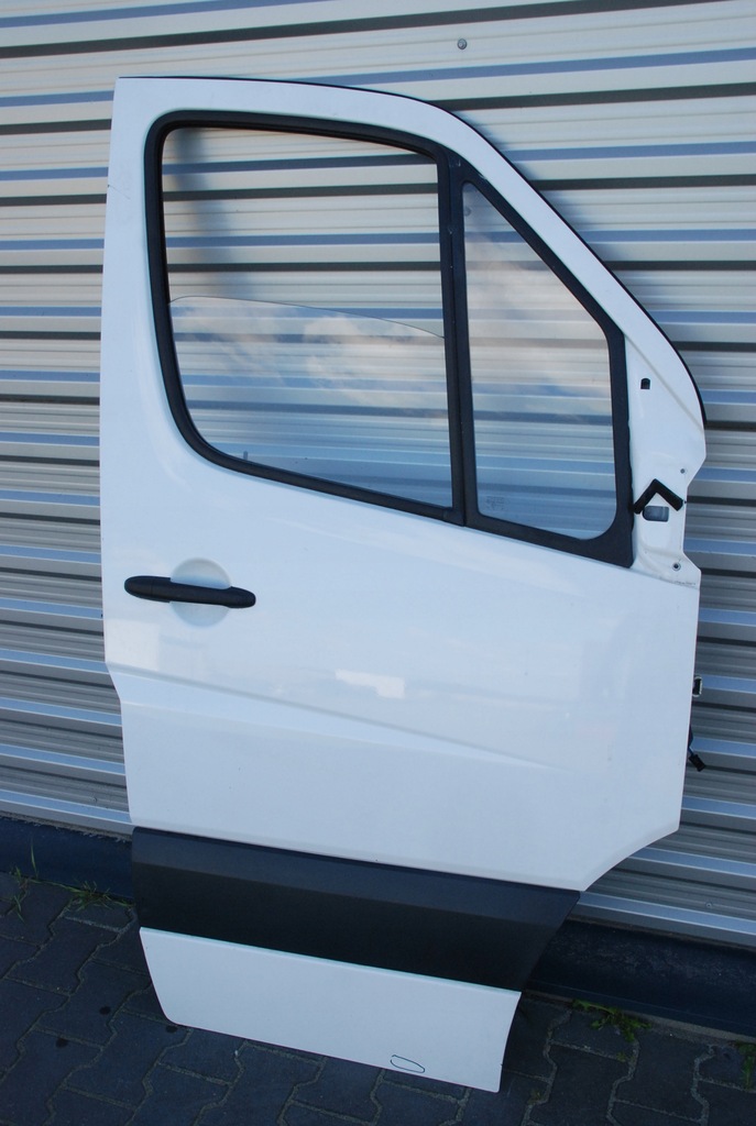 фото №3, Mercedes sprinter w 906 lift дверь правое перед