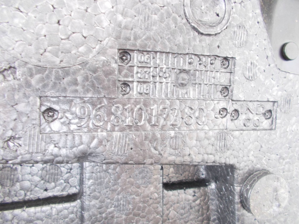 фото №5, Вкладыш пенополистирол домкрат ушко do буксировка помпа citroen c4 i picasso