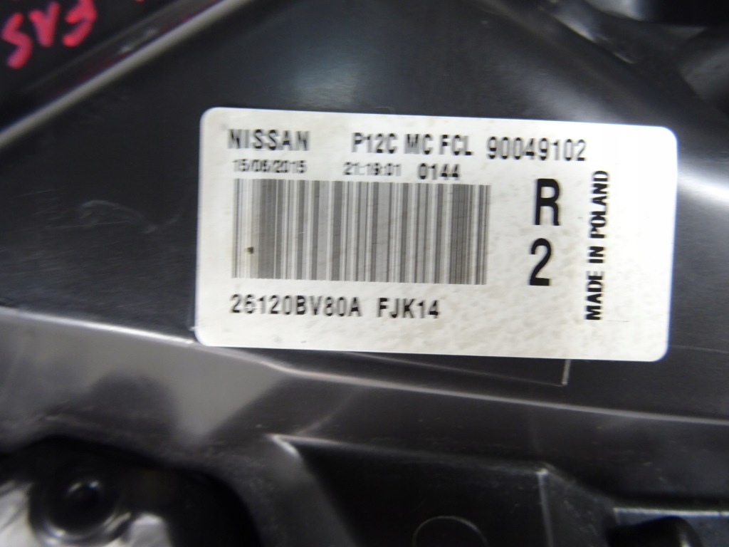 Nissan juke f15 рестайлинг  фара правый  перед led drl 26120bv80a 14- Оригинал