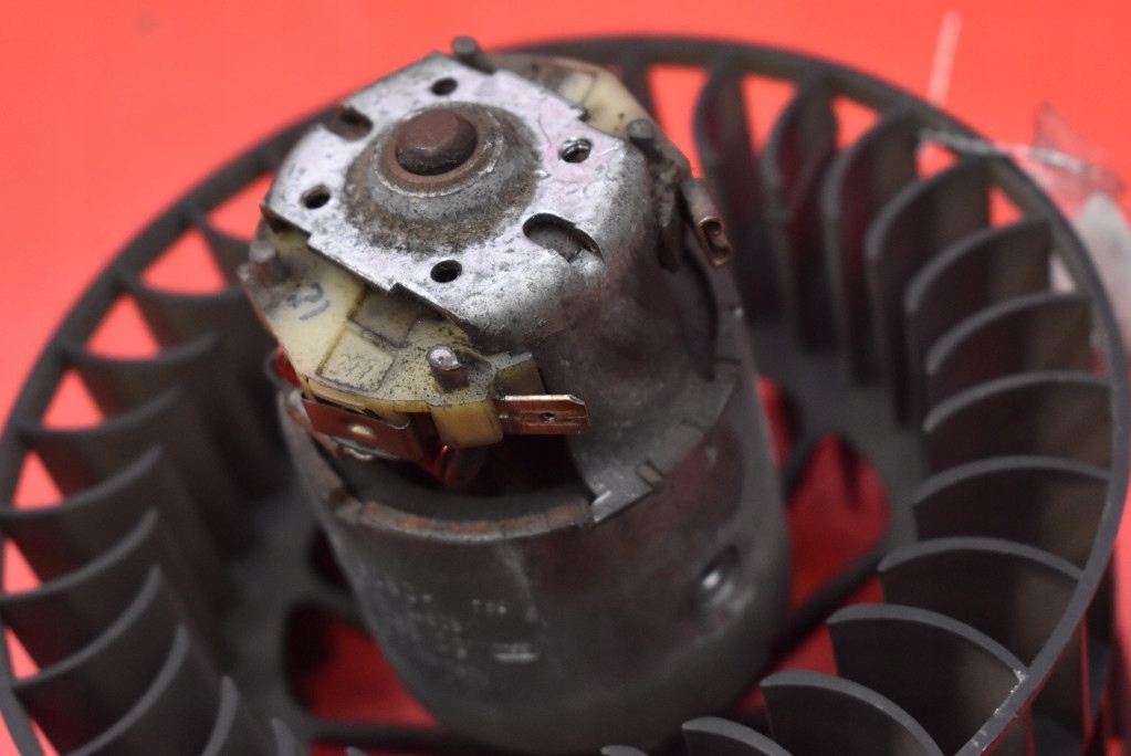 фото №4, Повітродувка вентилятор обдув eu 0130063091 bmw e36 90-00