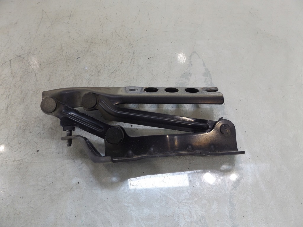 фото №2, Roomster петля капот правый перед