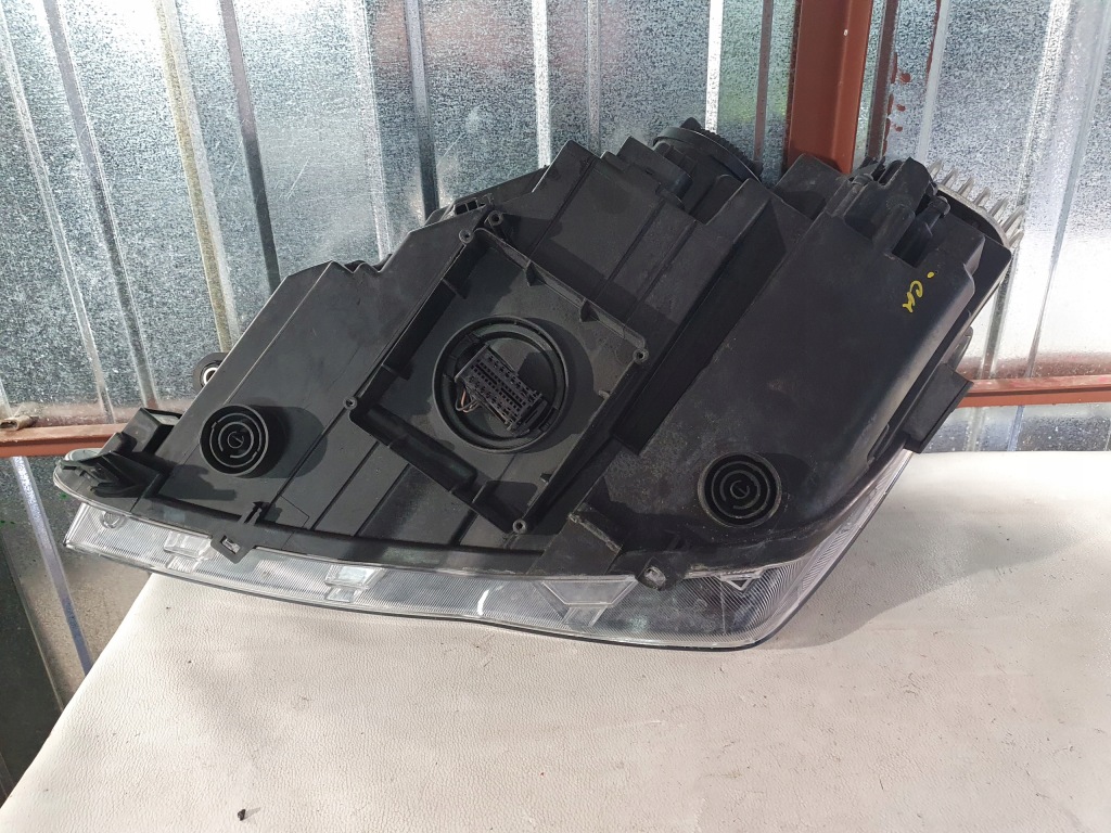 Фара перед передняя правый  seat ateca full led Недорого
