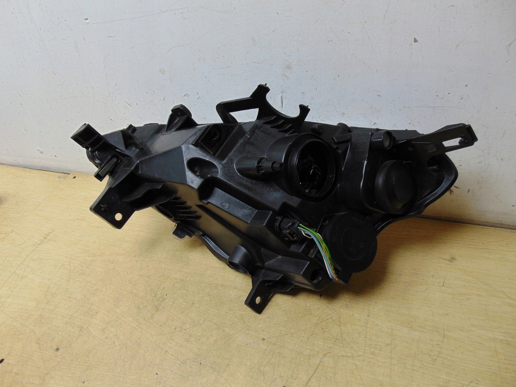 фото №11, Лампа правая перед peugeot partner 2008- europa org