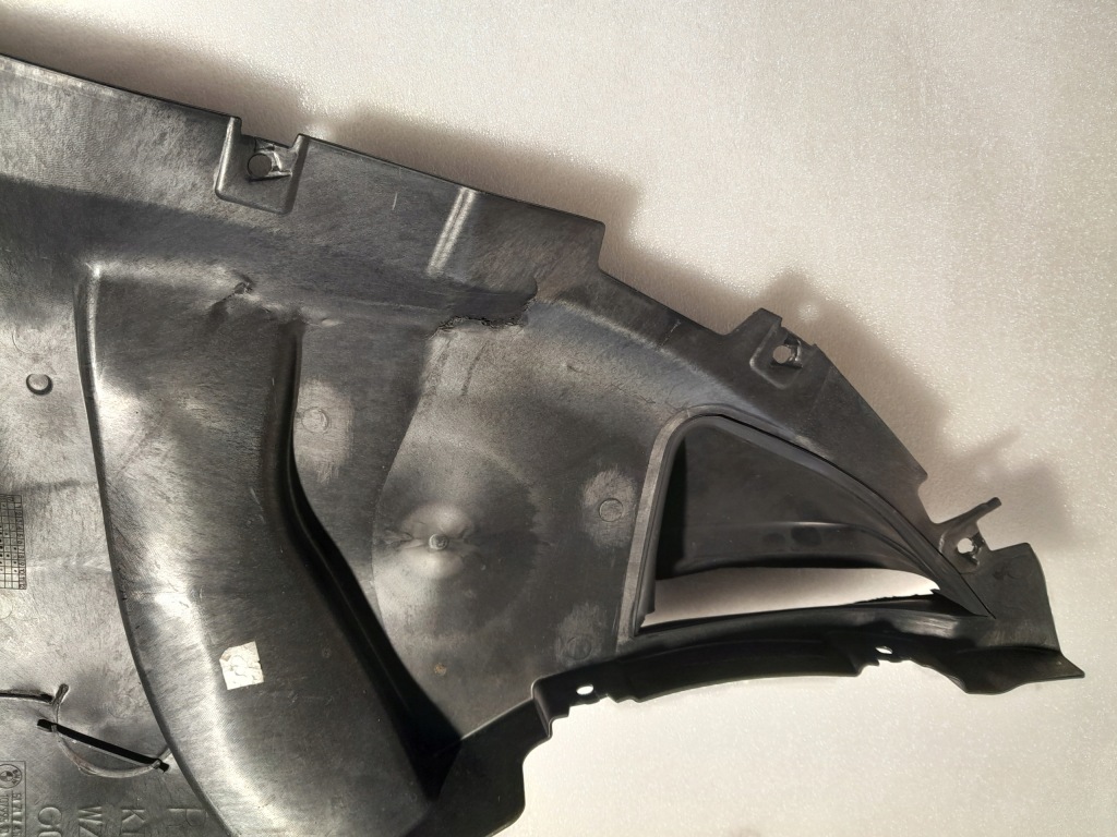 фото №5, Bmw x7 g07 40i защита ниша колеса правая 7453930