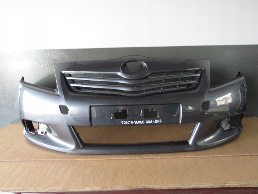 фото №1, Toyota verso 2008-2013 бампер перед