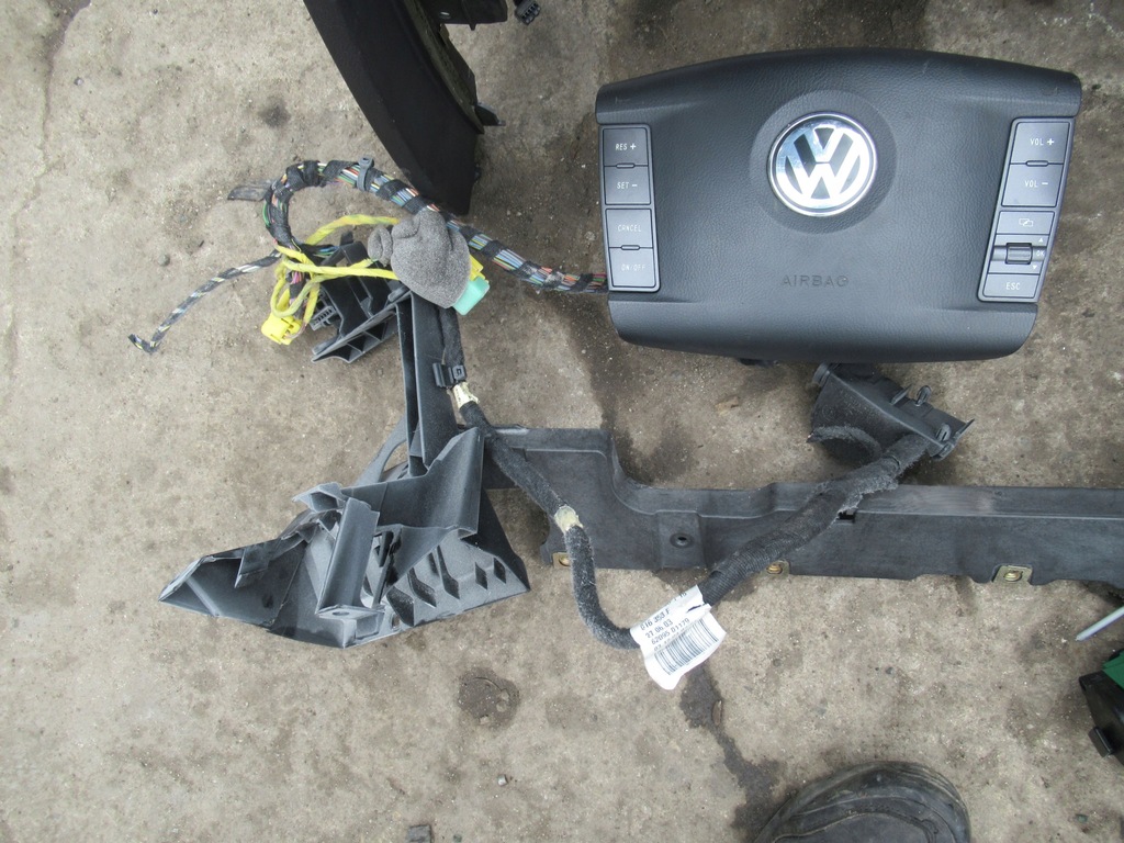 фото №7, Vw phaeton приборная панель консоль подушки безопасности ремни