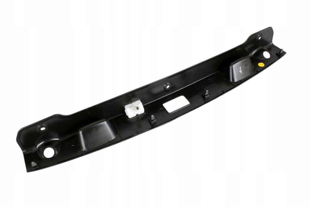 фото №4, Защита крышки багажника обивка mercedes w212