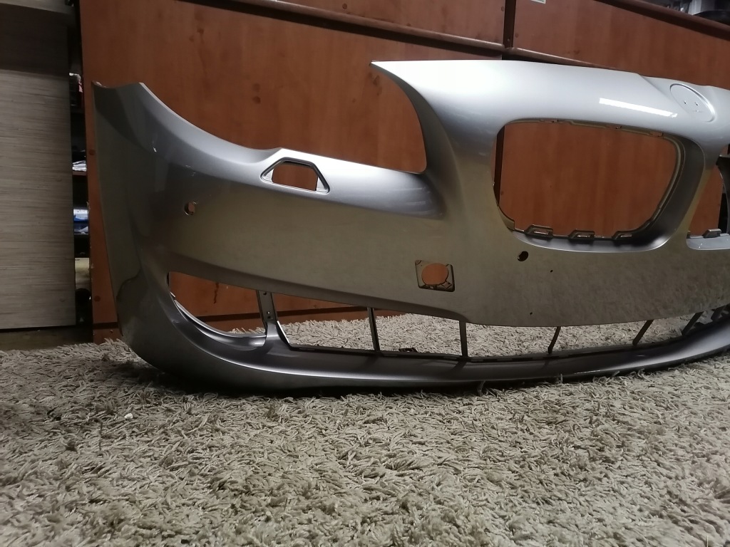 Бампер перед bmw f10 f11 przedlift do 13r ксенон x4 pdc kaschmirsilber a72 Доставка