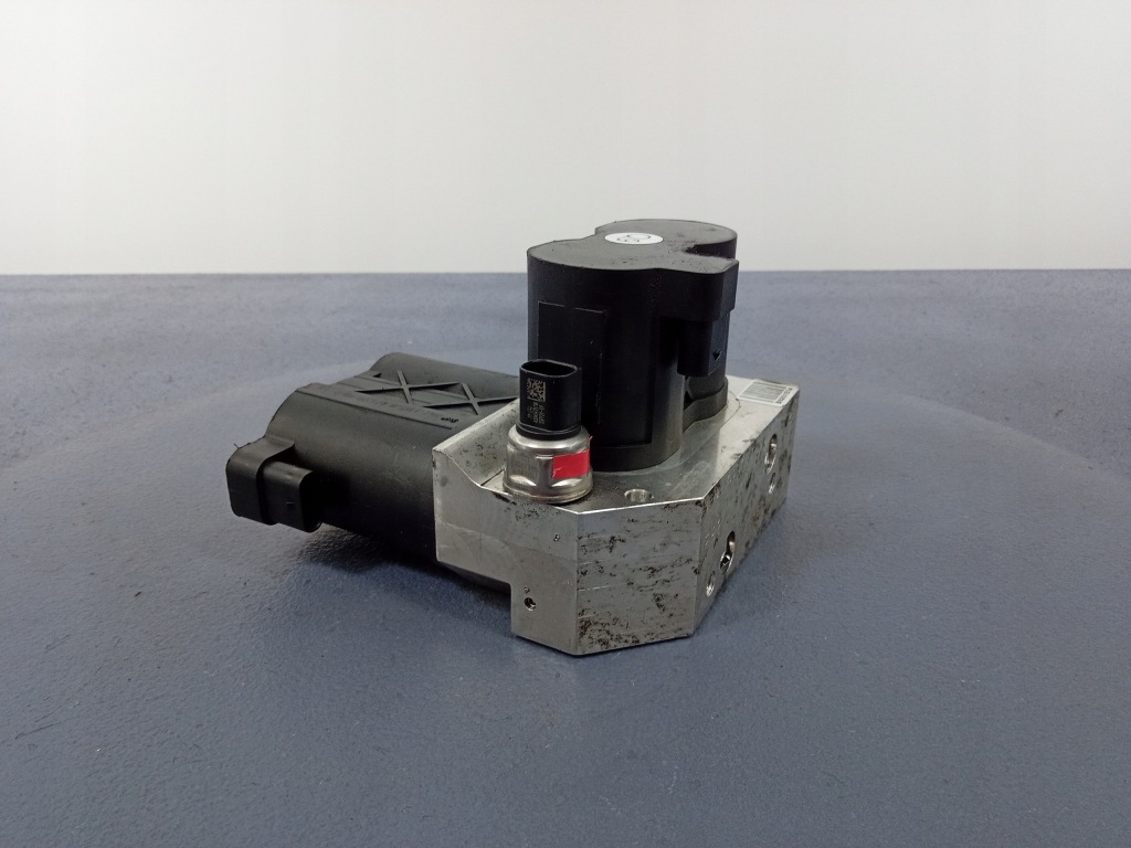 фото №1, Mercedes cl w216 w221 блок клапанов abc a2213200358