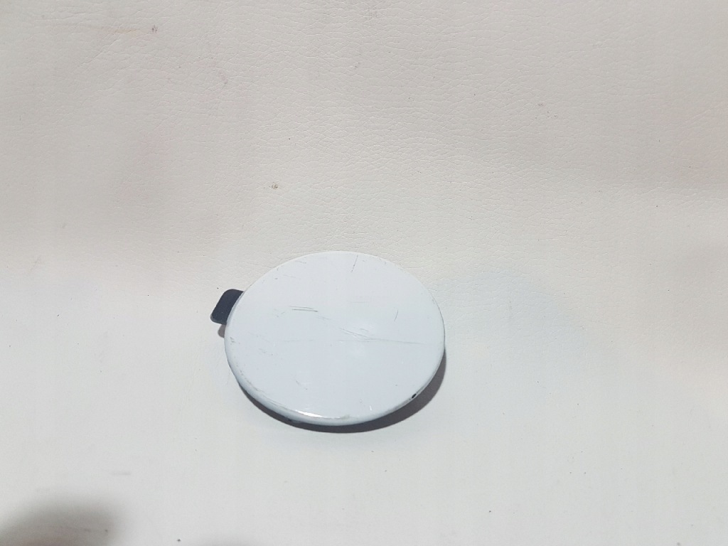 фото №2, Ford fiesta mk8 заглушка na hak бампер перед